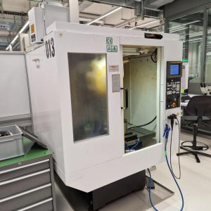 فرز CNC تپینگ فانوک ROBODRILL FANUC ژاپن 3 محور مدل T10-C